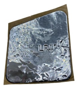 76884Au105 Izolacja Bagażnika OE Nissan Primera