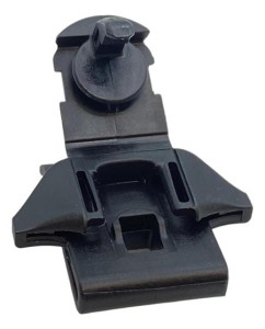 638484M500 Spinka Błotnika OE Nissan Primera