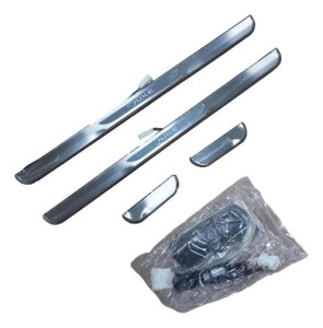 G69501Ka0A Nakładki Progów Drzwi Juke OE Nissan