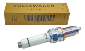 04E905601B Świeca Zapłonowa 1.2 1.4 Tsi OE Volkswagen Audi Seat Skoda