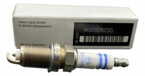 95528735 Świeca Zapłonowa Oryginał OE Opel Adam Astra J Corsa D E Meriva B