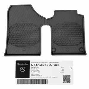 44768051059G33 Dywaniki Gumowe Podłogowe Przód Oryginał OE Mercedes Benz