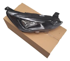 2546956 LAMPA REFLEKTOR PRAWY PRZÓD ORYGINAŁ OE FORD FOCUS CGE 2018-